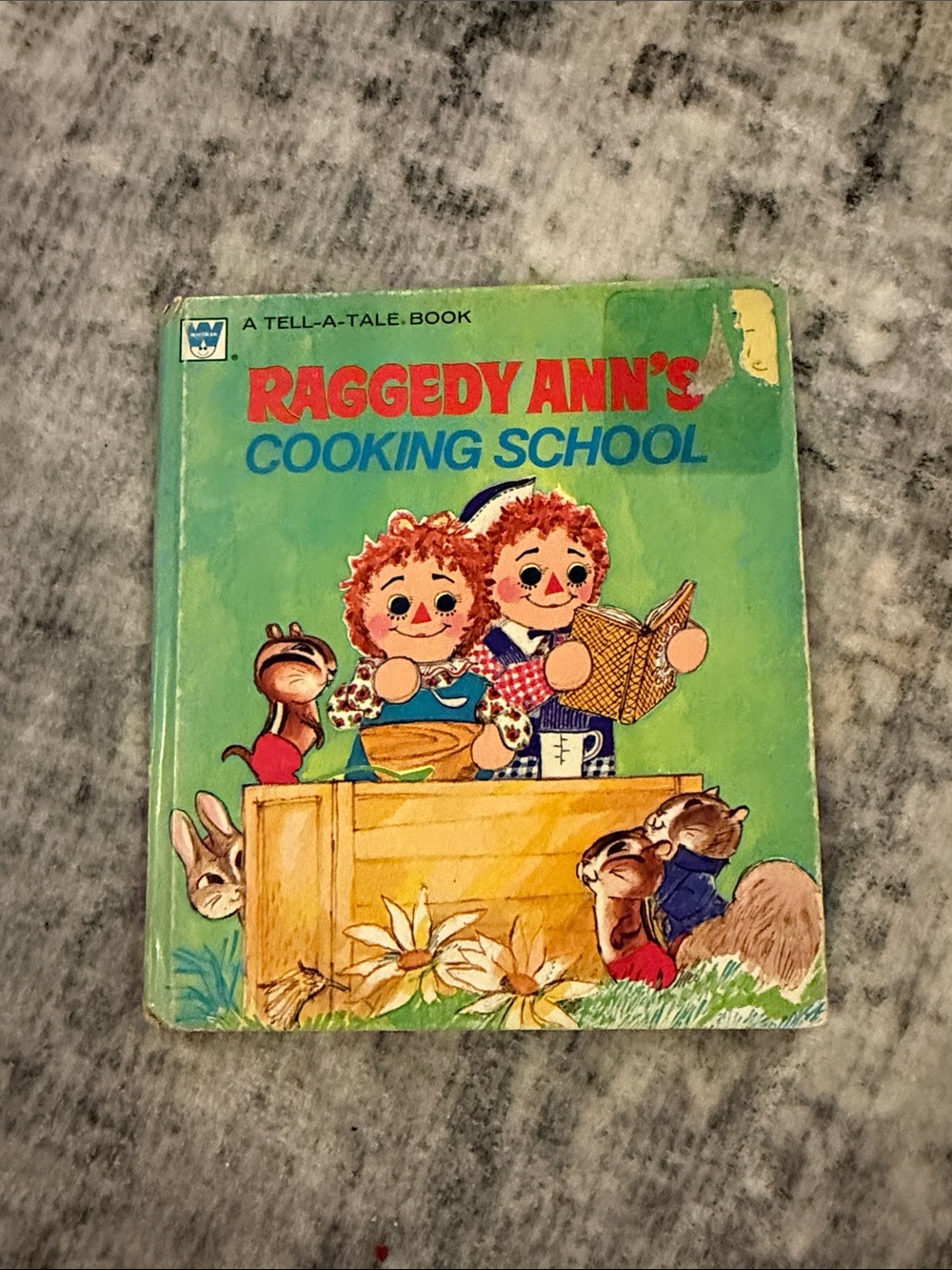 Raggedy Ann’s Cooking School vintage Whitman Tell-a-Tale hardcover book